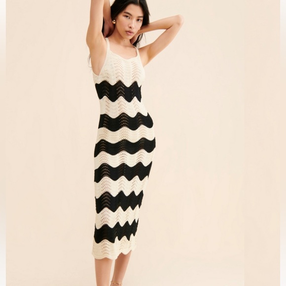 Casual Day Crochet Knit Midi Dress